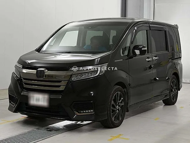 Honda Stepwgn Spada 2021, auction grade 4