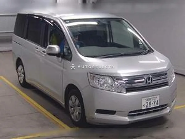 Honda Stepwgn 2011, auction grade R