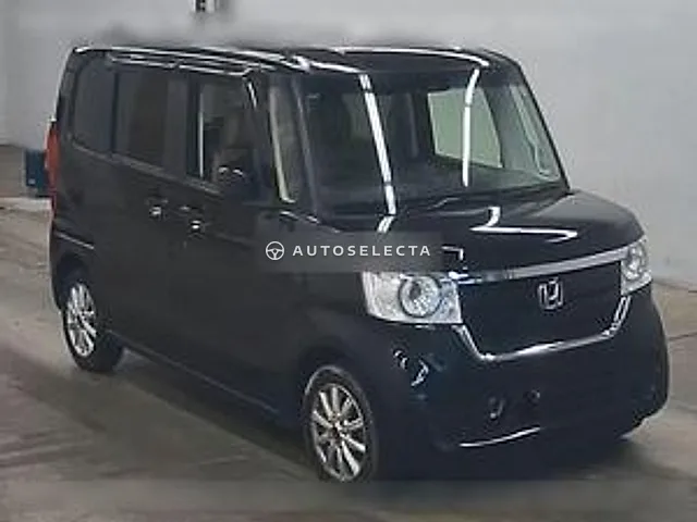 Honda N-BOX 2018, auction grade R