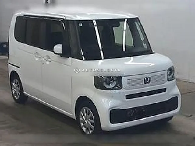 Honda N-BOX 2024, auction grade R