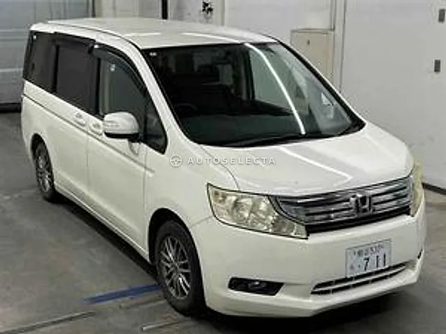 Honda Stepwgn 2010, auction grade 3.5