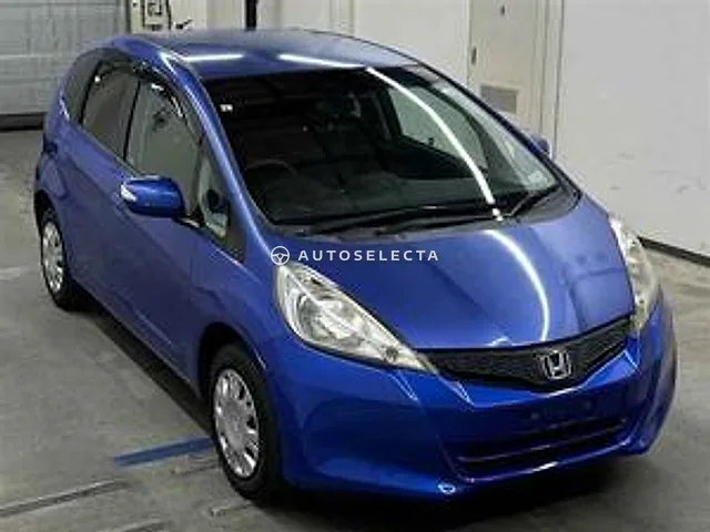 Honda Fit 2011, auction grade 3.5