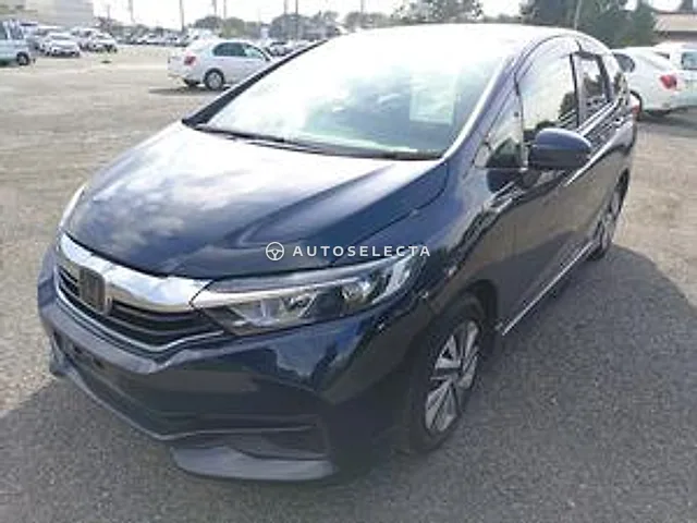 Honda Shuttle 2018, auction grade 3.5