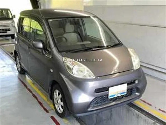 Honda Life 2006, auction grade 3.5
