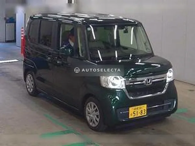 Honda N-BOX 2021, auction grade R