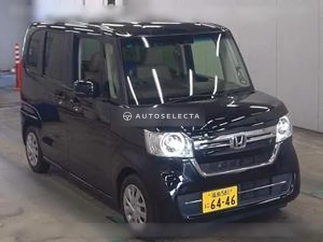 Honda N-BOX 2022, auction grade 5