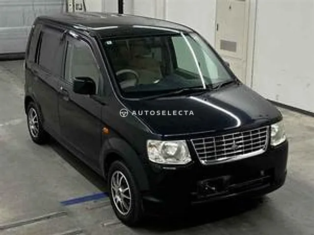 Mitsubishi eK Wagon 2012, auction grade 3.5