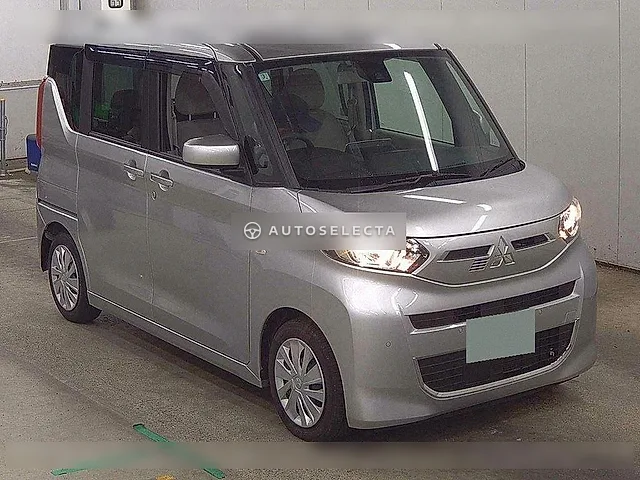 Mitsubishi eK Space 2020, auction grade 4.5