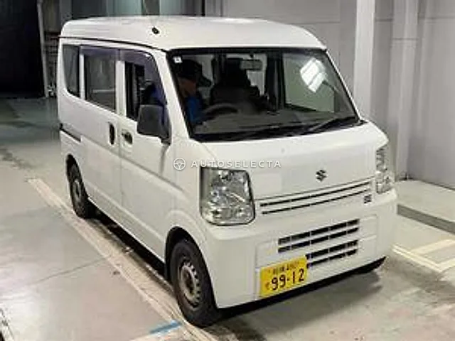 Suzuki Every Van 2023, auction grade R