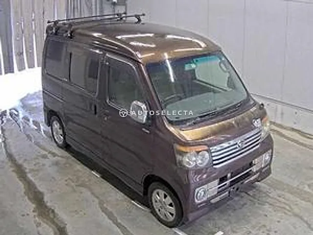 Daihatsu Atrai Wagon 2009, auction grade 3.5