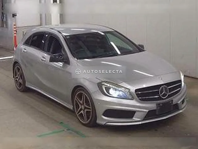 Mercedes-Benz A-Class 2012, auction grade 4