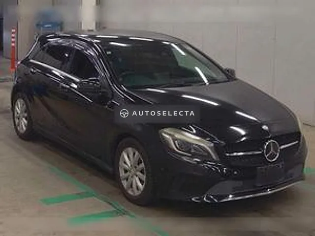 Mercedes-Benz A-Class 2016, auction grade 3.5