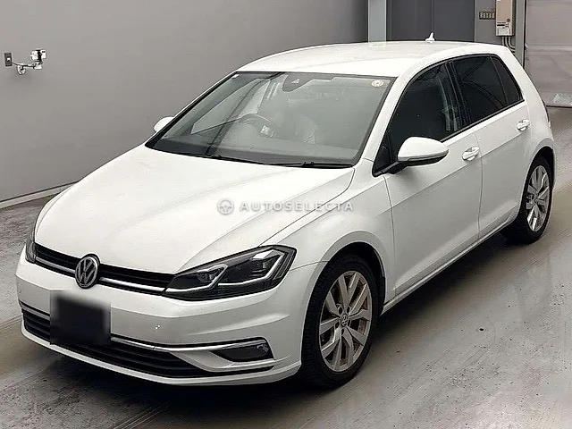 Volkswagen Golf 2017, auction grade 4.5