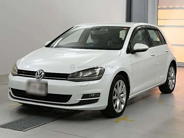 Volkswagen Golf 2013, auction grade 3