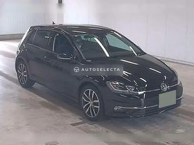 Volkswagen Golf 2018, auction grade 4
