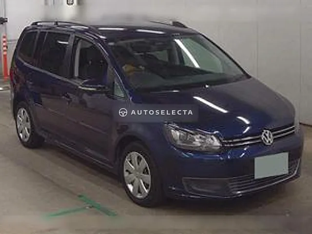 Volkswagen Golf Touran 2015, auction grade 4