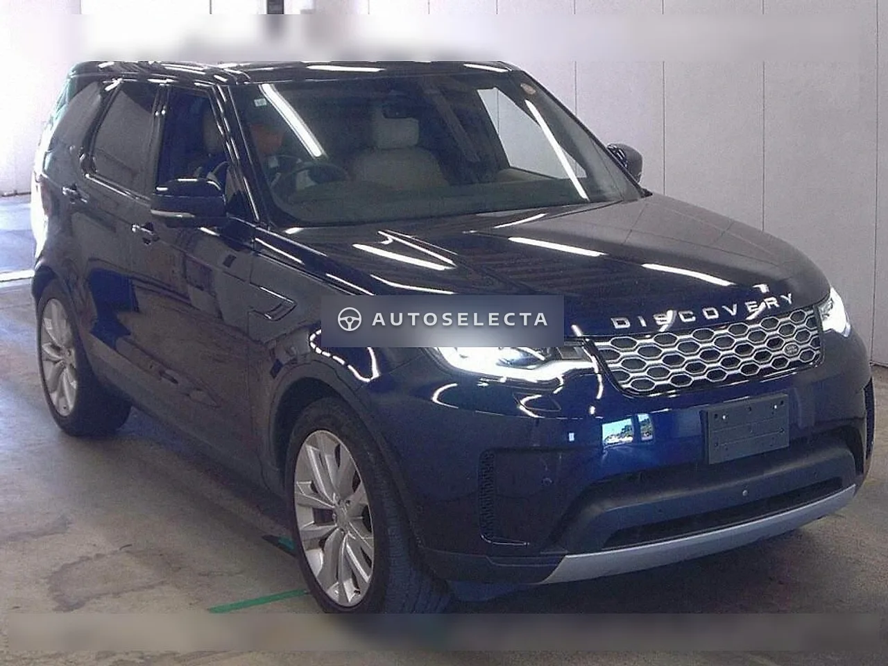 Land Rover Discovery 2021, photo 1 of 6