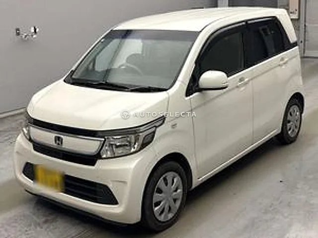 Honda N-WGN 2016, auction grade 3.5