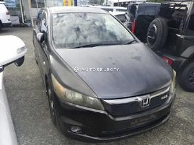 Honda Stream 2006, auction grade 3.5