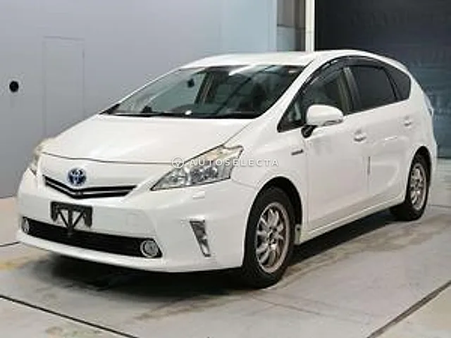 Toyota Prius Alpha 2012, auction grade 4