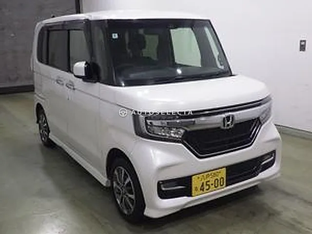Honda N-BOX 2018, auction grade 3.5