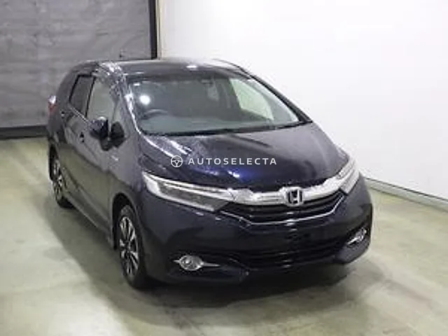 Honda Shuttle 2015, auction grade 3.5
