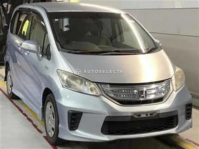 Honda Freed 2013, auction grade R