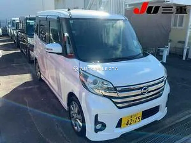 Mitsubishi eK Space 2014, auction grade 3