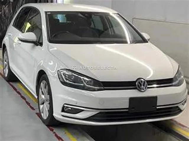 Volkswagen Golf 2018, auction grade 4