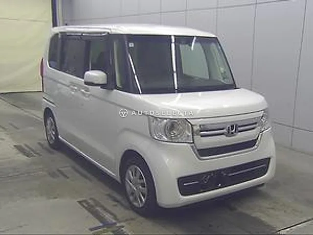 Honda N-BOX 2022, auction grade R