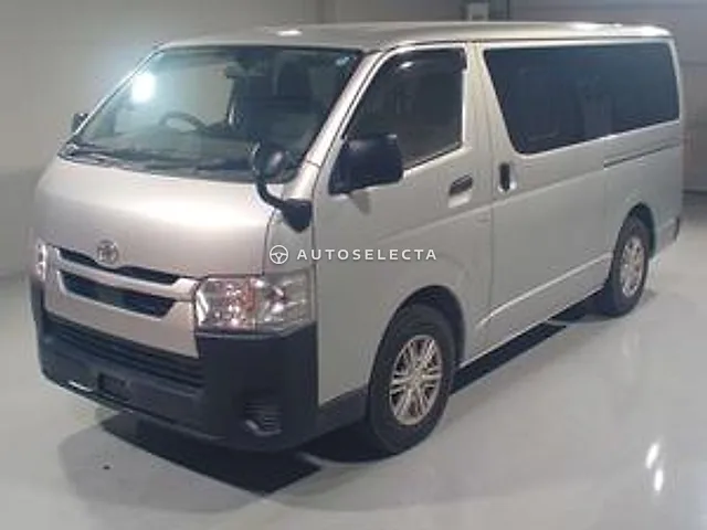 Toyota Hiace Van 2023, auction grade 4