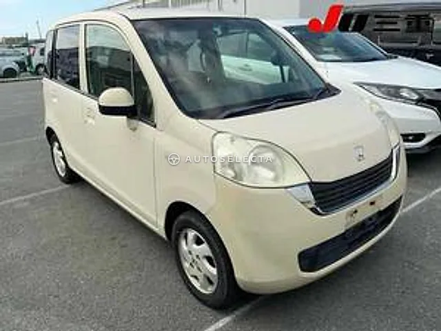 Honda Life 2010