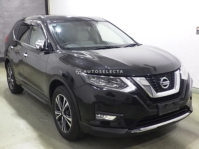 Nissan X-Trail 2017, auction grade R