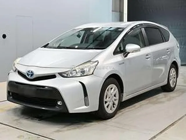 Toyota Prius Alpha 2015, auction grade 4