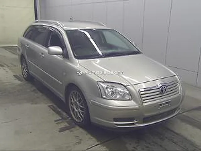 Toyota Avensis Wagon 2003, auction grade 3
