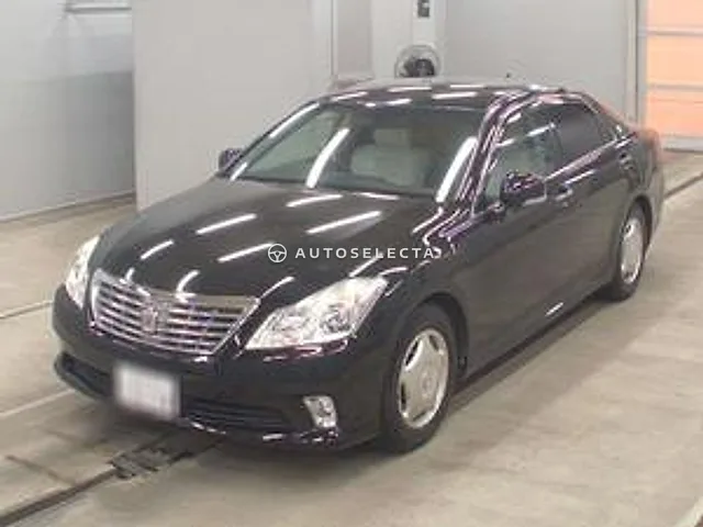 Toyota Crown 2011, auction grade 3.5