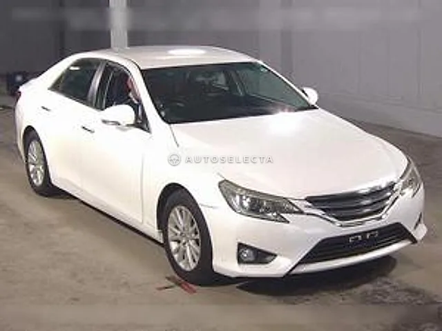 Toyota Mark X 2012, auction grade 3