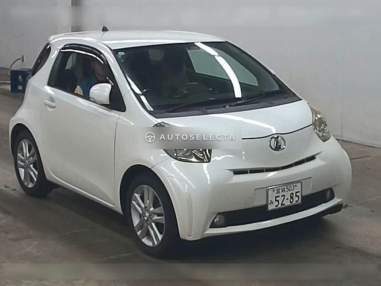Toyota iQ 2009, photo 1 of 1