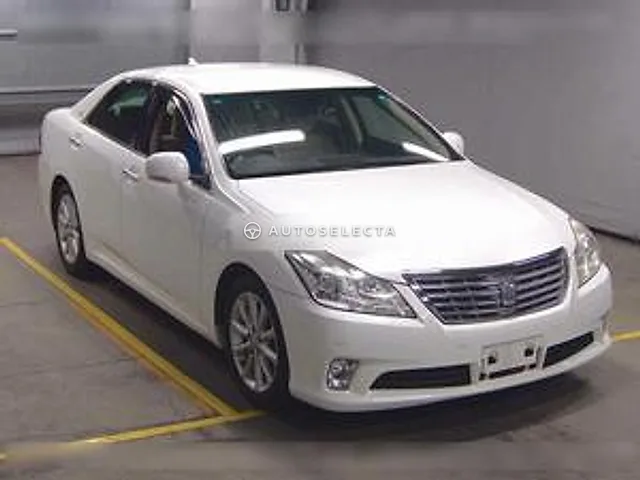 Toyota Crown 2011, auction grade 4