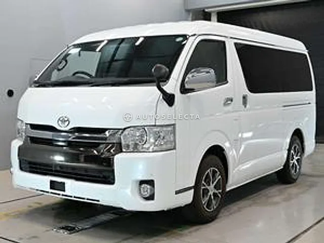 Toyota Hiace Van 2018, auction grade 4