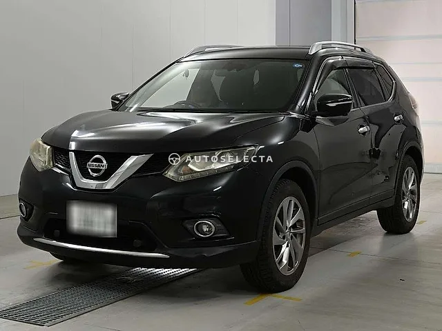 Nissan X-Trail 2017, auction grade 3.5