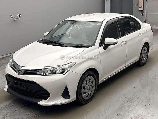 Toyota Corolla Axio 2020, auction grade 3.5