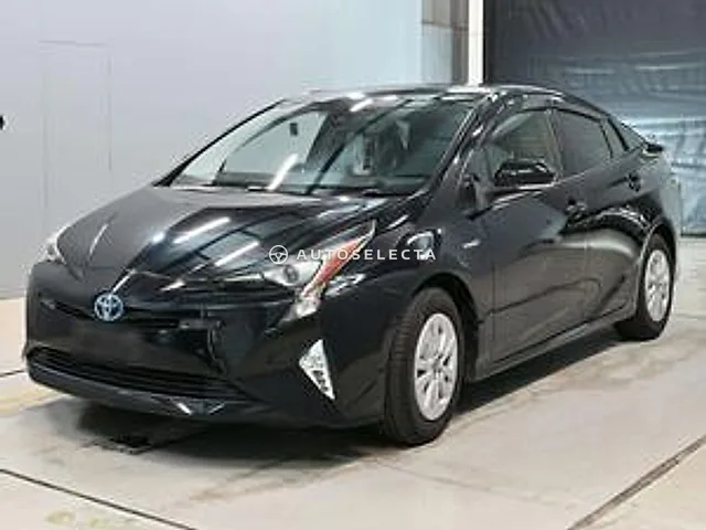 Toyota Prius 2017, auction grade 4