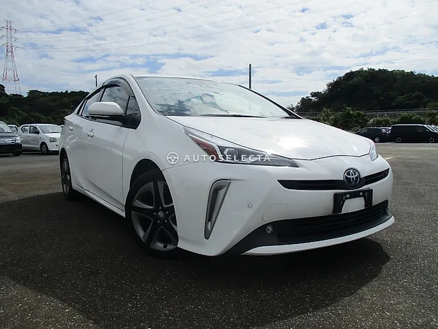 Toyota Prius 2021, auction grade 4