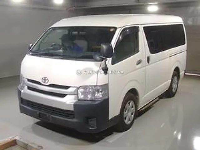 Toyota Hiace Wagon 2020, auction grade 3.5