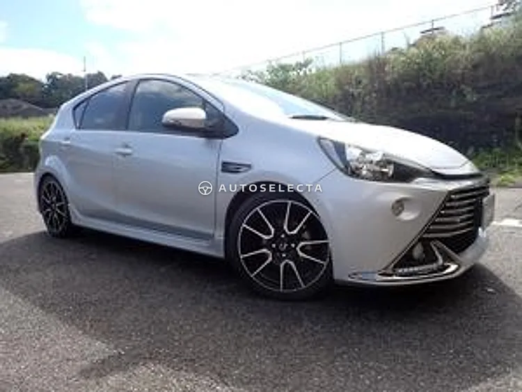 Toyota Aqua 2014, photo 1 of 1