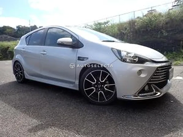Toyota Aqua 2014, auction grade 4