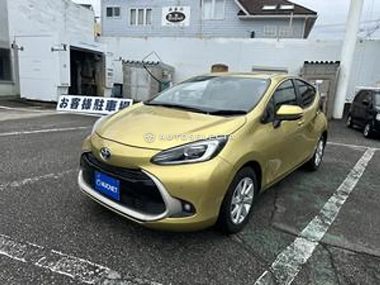 Toyota Aqua 2022, photo 1 of 11