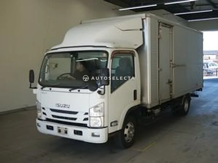 Isuzu ELF 2015, photo 1 of 1
