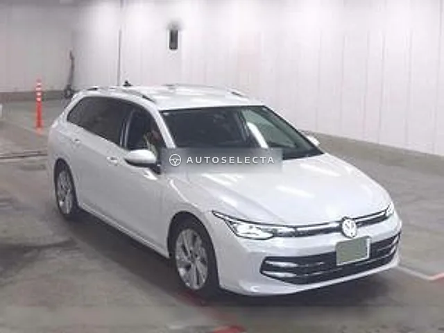Volkswagen Golf Variant 2024, auction grade 6